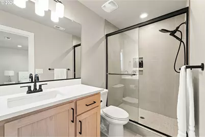 665 W 9th St, La Center, WA 98629 - Photo 30
