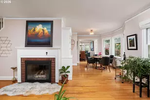 8952 SW 25th Ave, Portland, OR 97219 - Photo 6