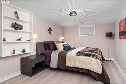 8952 SW 25th Ave, Portland, OR 97219 - Photo 38