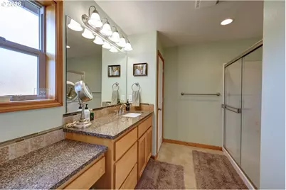 332 SW Kalmia Ave, Warrenton, OR 97146 - Photo 34