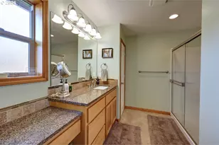 332 SW Kalmia Ave, Warrenton, OR 97146 - Photo 34