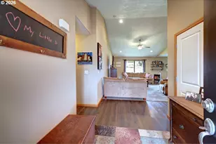 332 SW Kalmia Ave, Warrenton, OR 97146 - Photo 4