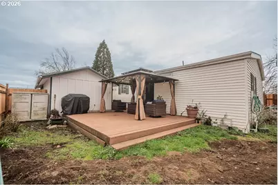 898 Lochaven Ave, Springfield, OR 97477 - Photo 38