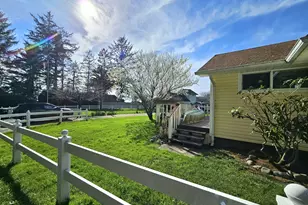 15482 Morrison Ln, Brookings, OR 97415 - Photo 32