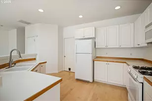 5648 NE Caddis Dr, Hillsboro, OR 97124 - Photo 12