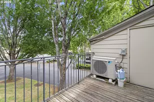 10137 SW Trapper Terrace, Beaverton, OR 97008 - Photo 32