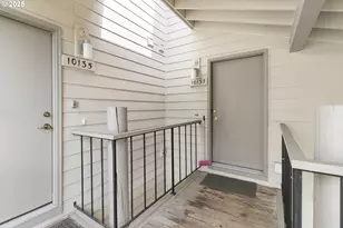 10137 SW Trapper Terrace, Beaverton, OR 97008 - Photo 2