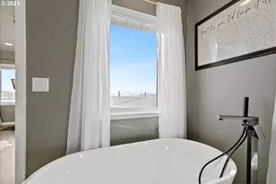 805 SE Cres Pl, Newport, OR 97365 - Photo 24