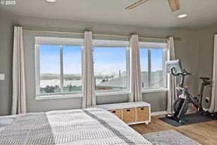 805 SE Cres Pl, Newport, OR 97365 - Photo 18