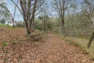 835 Glengary Loop Rd, Roseburg, OR 97470 - Photo 34