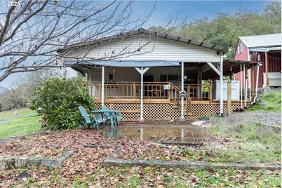 835 Glengary Loop Rd, Roseburg, OR 97470 - Photo 2