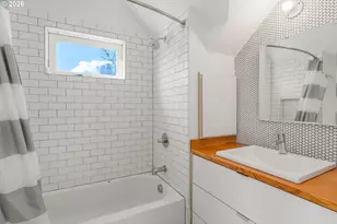 3813 NE Going St, Portland, OR 97211 - Photo 14