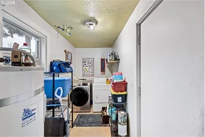 1425 E Madison Ave, Cottage Grove, OR 97424 - Photo 20