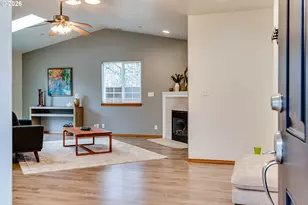 1534 Caprice Way, Eugene, OR 97404 - Photo 4