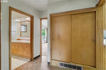 135 St Marys Ave, Mount Angel, OR 97362 - Photo 16