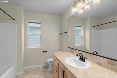 302 SW 203rd Ter, Beaverton, OR 97006 - Photo 18