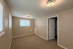 1154 Clinton Dr, Eugene, OR 97401 - Photo 16