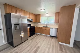 1154 Clinton Dr, Eugene, OR 97401 - Photo 10