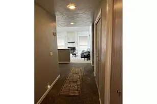 1135 Lakewood Dr SW, Albany, OR 97321 - Photo 2