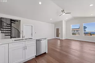 30403 Sawyer Wy, Gold Beach, OR 97444 - Photo 12