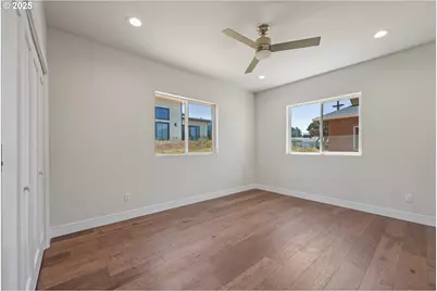 30403 Sawyer Way, Gold Beach, OR 97444 - Photo 32