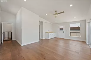 30403 Sawyer Wy, Gold Beach, OR 97444 - Photo 28