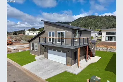 30403 Sawyer Way, Gold Beach, OR 97444 - Photo 1
