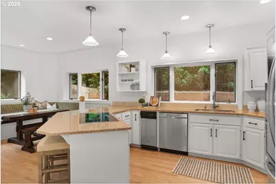 2920 NW Shenandoah Ter, Portland, OR 97210 - Photo 10