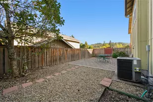 2659 Hendricks Ridge Dr, Eugene, OR 97403 - Photo 40