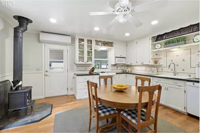 26122 NE 3rd St, Camas, WA 98607 - Photo 10