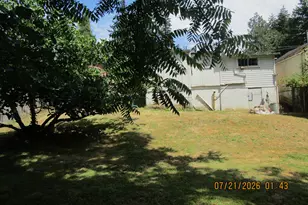 761 N Adams St, Coquille, OR 97423 - Photo 16