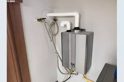 1006 Mountain View Rd, Sweet Home, OR 97386 - Photo 30