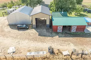 64463 Wolf Creek Ln, North Powder, OR 97867 - Photo 6