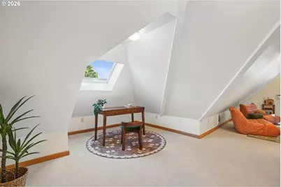 31 S Gibbs St, Portland, OR 97239 - Photo 28