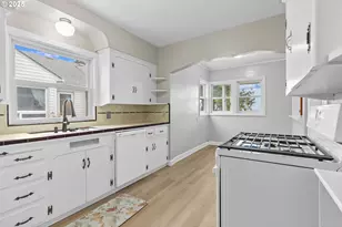 4703 N Willamette Blvd, Portland, OR 97203 - Photo 16