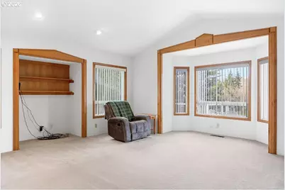 369 Upper Camp Loop Rd, Roseburg, OR 97470 - Photo 4