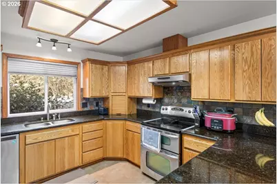 369 Upper Camp Loop Rd, Roseburg, OR 97470 - Photo 8