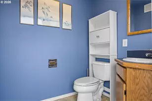 369 Upper Camp Loop Rd, Roseburg, OR 97470 - Photo 28