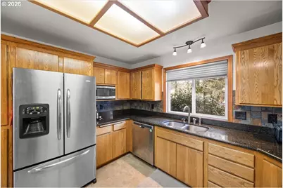 369 Upper Camp Loop Rd, Roseburg, OR 97470 - Photo 10