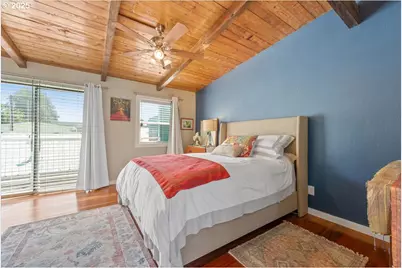 414 N Tomahawk Island Dr, Portland, OR 97217 - Photo 26