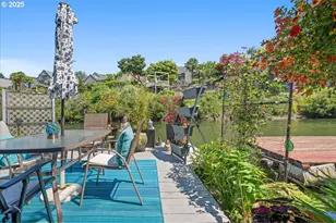 414 N Tomahawk Island Dr, Portland, OR 97217 - Photo 36