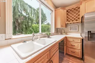 39475 Hood St, Sandy, OR 97055 - Photo 10