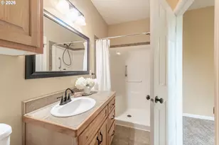 39475 Hood St, Sandy, OR 97055 - Photo 18