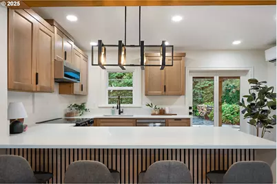 6321 SE Tibbetts St, Portland, OR 97206 - Photo 8