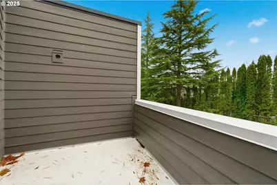 6220 SW Capitol Hwy #8, Portland, OR 97239 - Photo 12