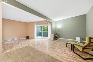 6220 SW Capitol Hwy, Portland, OR 97239 - Photo 4