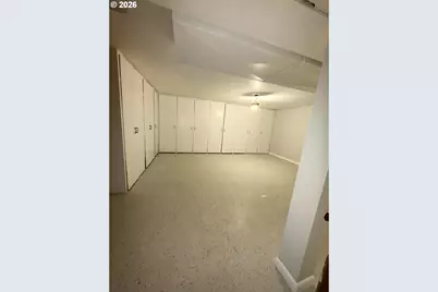 337 NE 139th Ave, Portland, OR 97230 - Photo 8