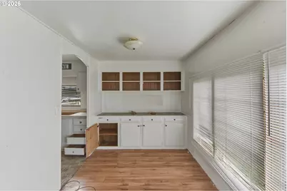 91319 Grinnell Ln, Coos Bay, OR 97420 - Photo 6