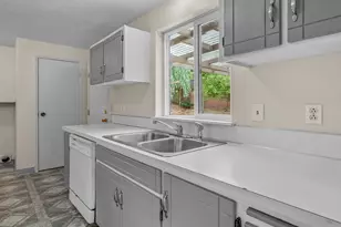 18395 SW Salix Ridge St, Beaverton, OR 97006 - Photo 14