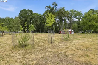24137 Warthen Rd, Elmira, OR 97437 - Photo 16